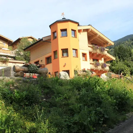 Apartamento Modern In Hinterglemm With Sauna Saalbach-Hinterglemm